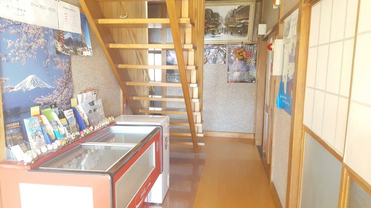 Minshuku Iwaki Hotell Fujikawaguchiko Exteriör bild