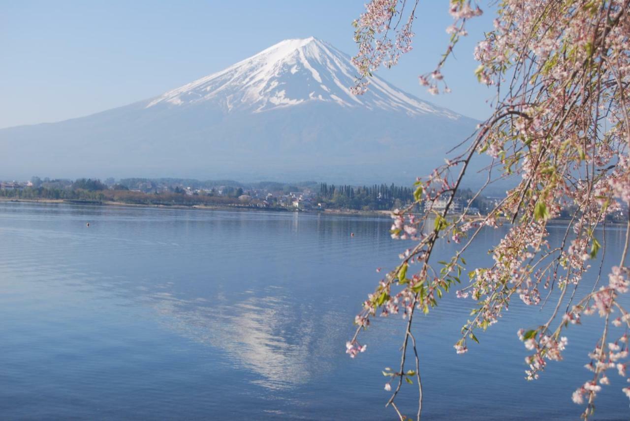Minshuku Iwaki Hotell Fujikawaguchiko Exteriör bild
