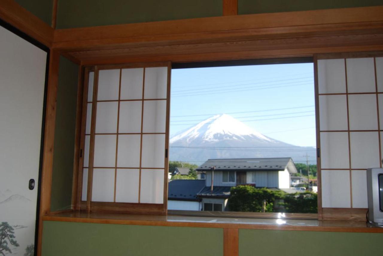 Minshuku Iwaki Hotell Fujikawaguchiko Exteriör bild